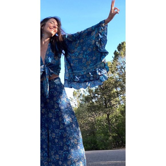 70s 2 Piece Set Bell Sleeve Wrap Pants with Super Bell Blue Choose xs to 5x 70% - Picture 7 of 10